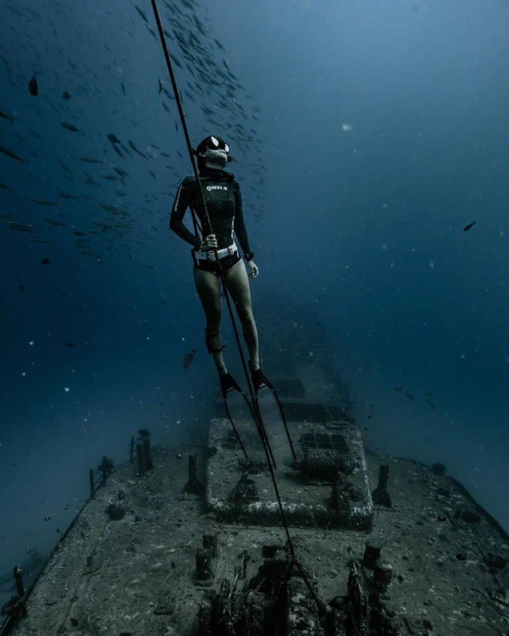 Girls Underwater photographed By John Kowitz