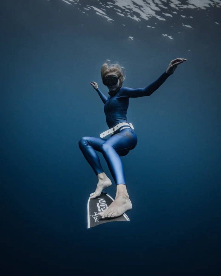 Girls Underwater photographed By John Kowitz