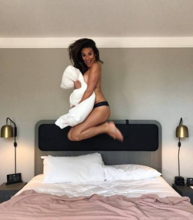 girls having fun 64 pics 8.html - 64 HD Photos | Premium Gallery 2023