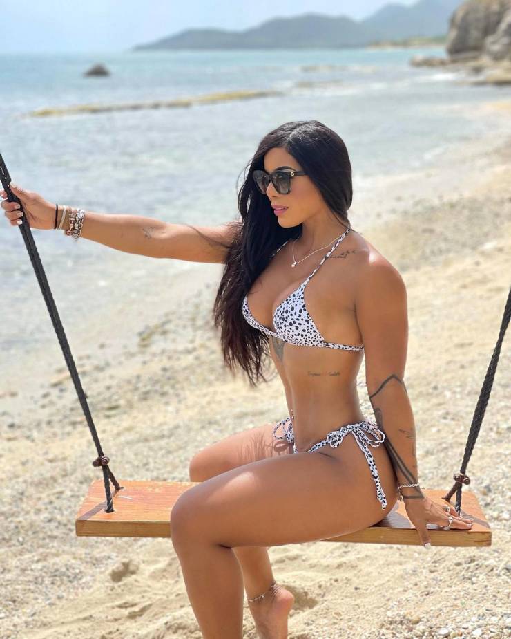 sideboobs look good from all angles 49 pics 22.html - 49 HD Photos | Premium Gallery 2023