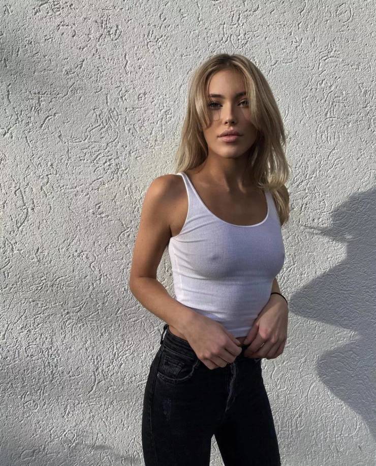 bras are not allowed here 47 pics 21.html - 47 HD Photos | Premium Gallery 2023