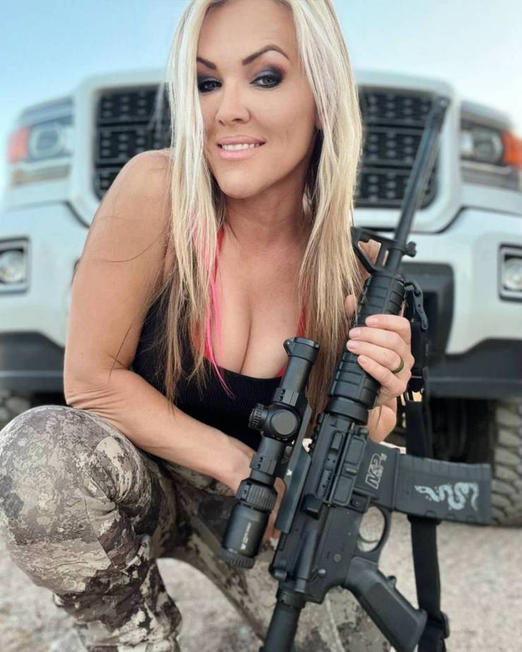 Guns And Girls: A Powerful Combination