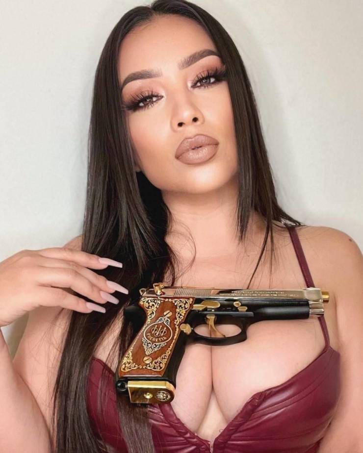 guns and girls a powerful combination 57 pics 23.html - 57 HD Photos | Premium Gallery 2023