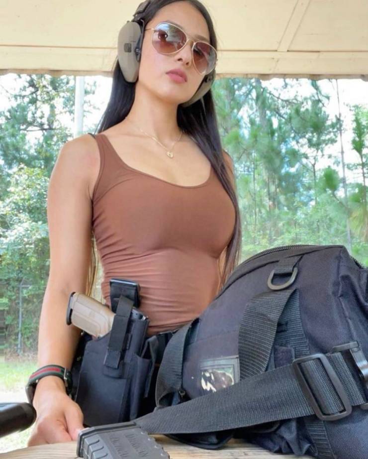 guns and girls a powerful combination 57 pics 23.html - 57 HD Photos | Premium Gallery 2023