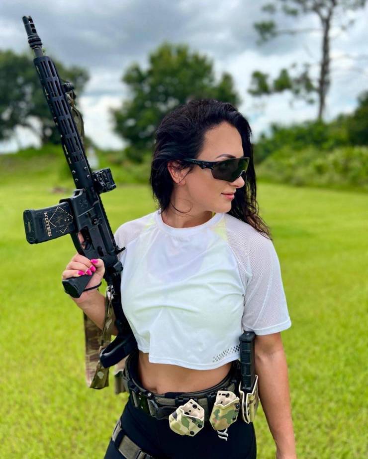 guns and girls a powerful combination 57 pics 23.html - 57 HD Photos | Premium Gallery 2023