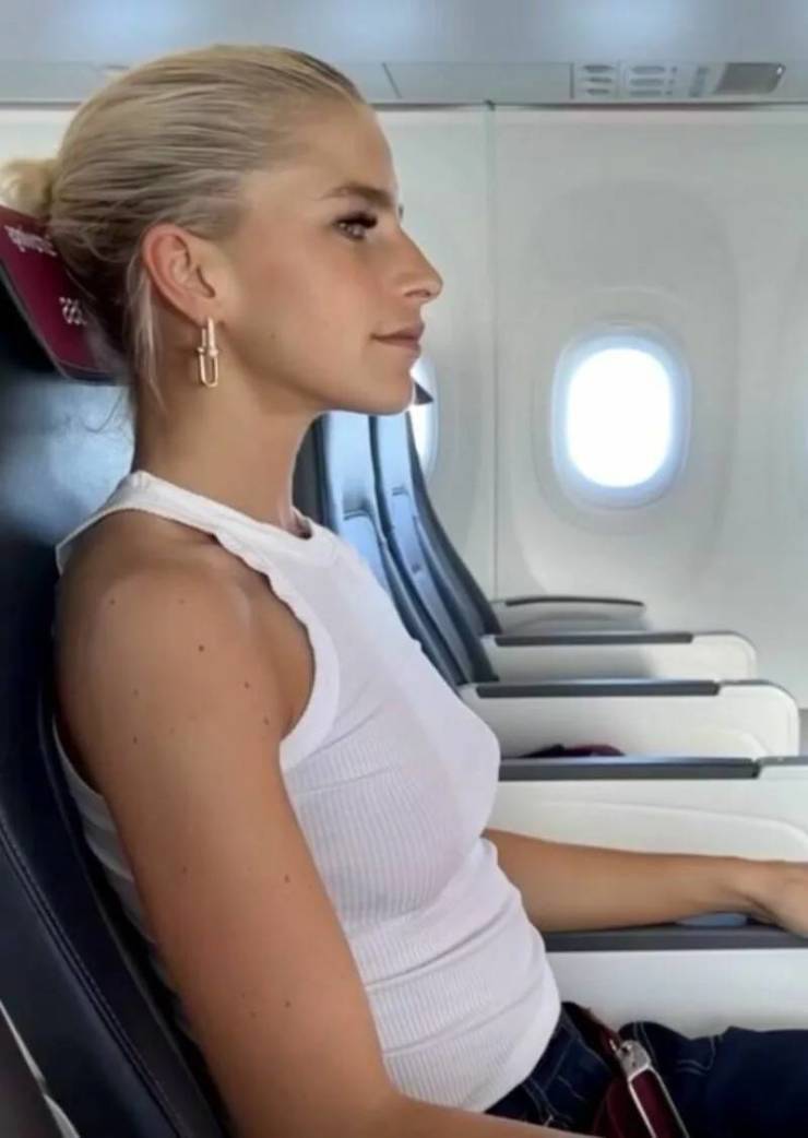 bras are not allowed here 47 pics 9.html - 47 HD Photos | Premium Gallery 2023