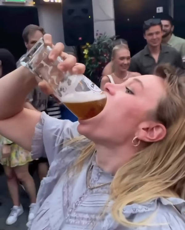 who wants a drink 42 pics 4 gifs 4.html - 42 HD GIF | Premium Gallery 2023