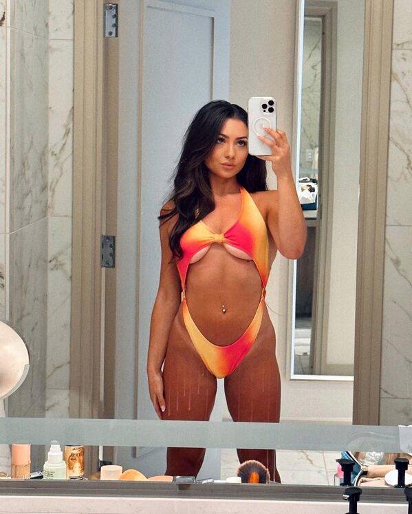 Underboobs Can’t Be Underrated!