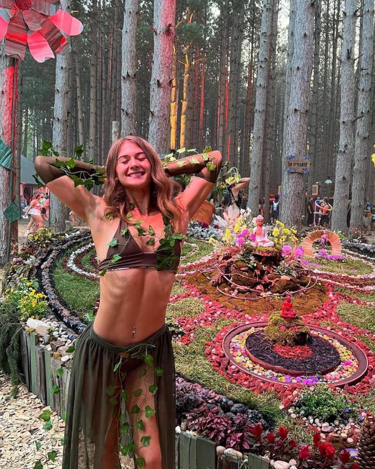 sexy girls at music festivals 45 pics 9.html - 45 HD Photos | Premium Gallery 2023