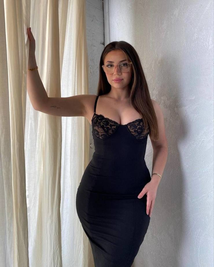 pretty eyes behind cute glasses 39 pics 4.html - 39 HD Photos | Premium Gallery 2023