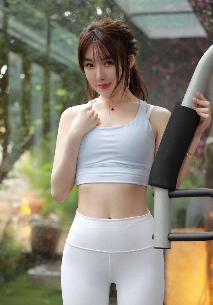 Asian Girls Are Spicy Hot!