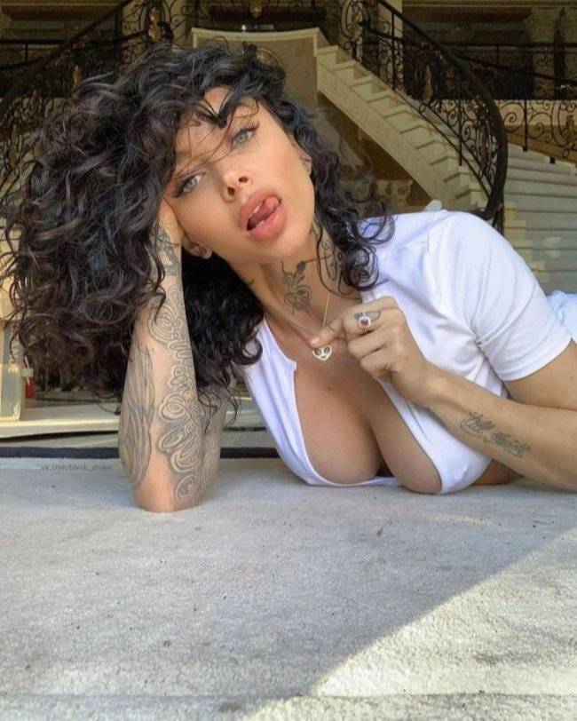 just some playful tongues 34 pics 10.html - 34 HD Photos | Premium Gallery 2023