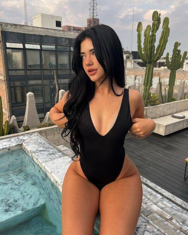 just one piece of sexiness 46 pics 15.html - 46 HD Photos | Premium Gallery 2023