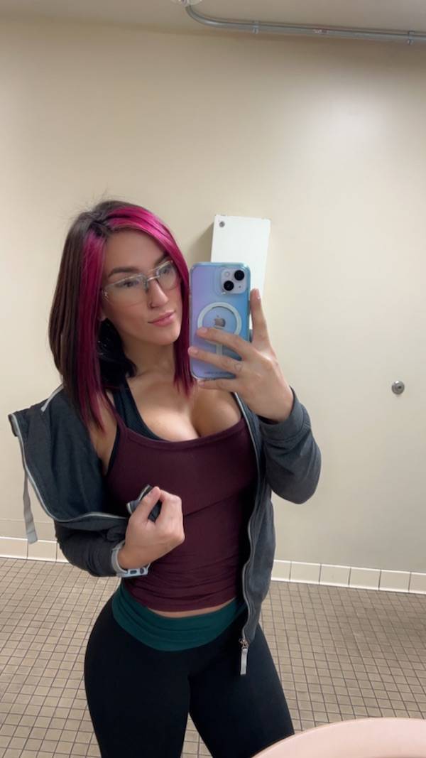 pretty eyes behind cute glasses 41 pics 5 gifs 8.html - 41 HD GIF | Premium Gallery 2023