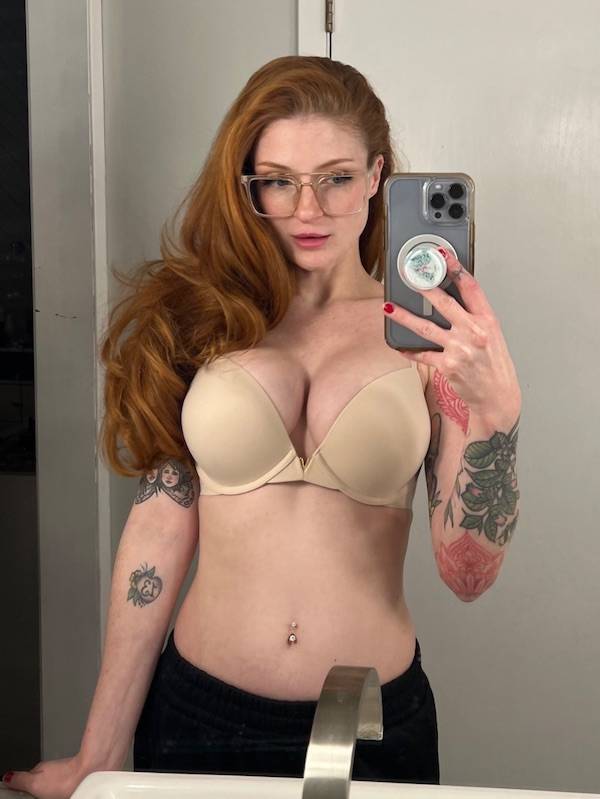 pretty eyes behind cute glasses 41 pics 5 gifs 8.html - 41 HD GIF | Premium Gallery 2023