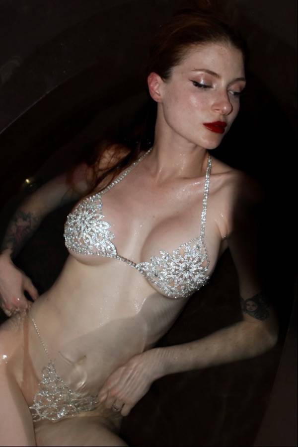 so wet and so sexy 43 pics 10.html - 43 HD Photos | Premium Gallery 2024