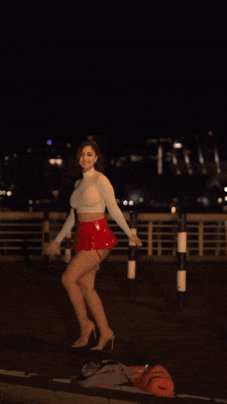 hot girls are here for you 42 gifs 6.html - 1 HD GIF | Premium Gallery 2024