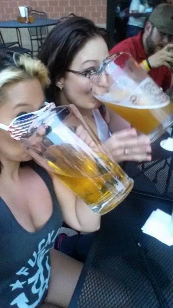 cheers to everyone 42 pics 5 gifs 24.html - 42 HD GIF | Premium Gallery 2024
