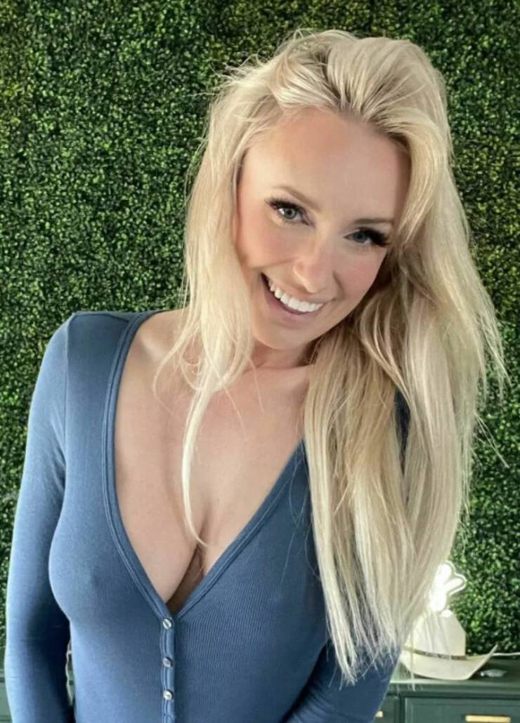 no bras anymore 47 pics 16.html - 47 HD Photos | Premium Gallery 2024