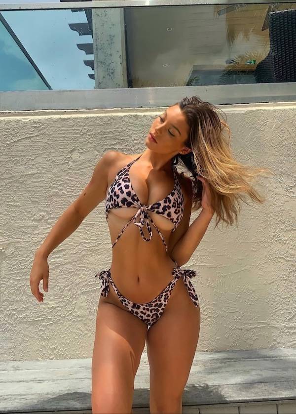 these gaps are so seductive 30 pics 15.html - 30 HD Photos | Premium Gallery 2024