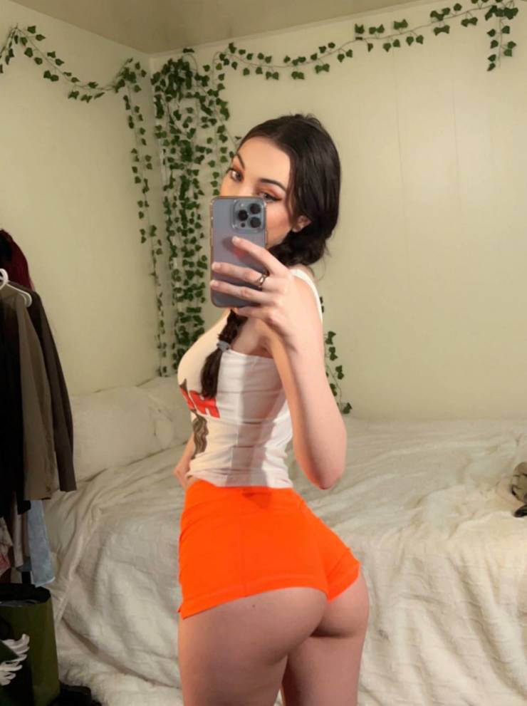 take a look in the mirror 45 pics 12.html - 45 HD Photos | Premium Gallery 2024