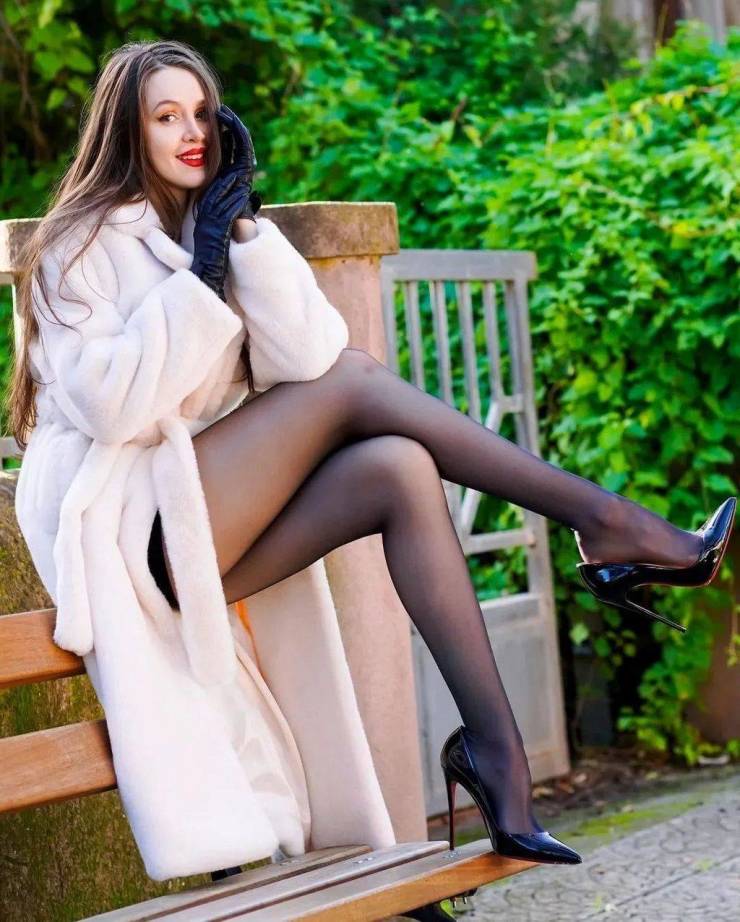 ohthose legs 43 pics 2.html - 43 HD Photos | Premium Gallery 2024