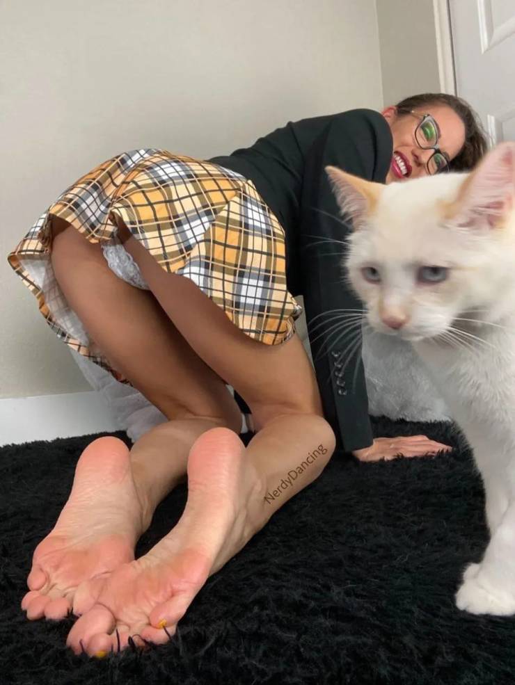 Sexy Girls In Their Sexy Thongs