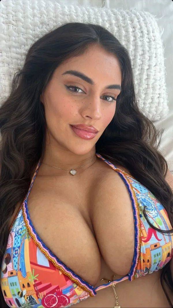 big boobs only 54 pics 22.html - 54 HD Photos | Premium Gallery 2024