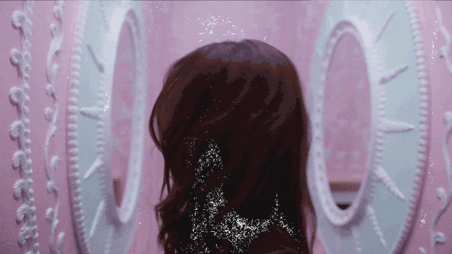 honoring emily ratajkowskis belated birthday 27 gifs 6.html - 1 HD GIF | Premium Gallery 2024
