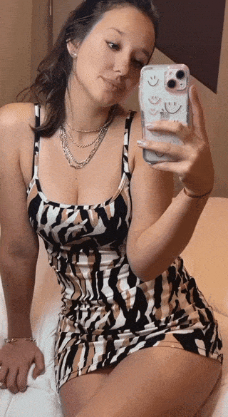 hot girls are here for you 30 gifs 3.html - 1 HD GIF | Premium Gallery 2024