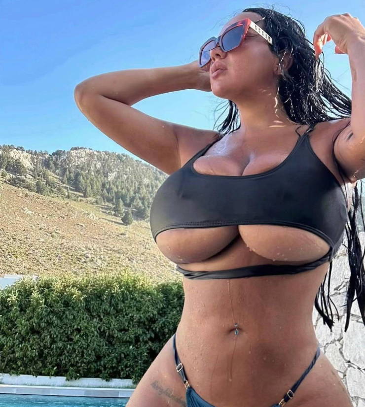 Big Boobs Only!