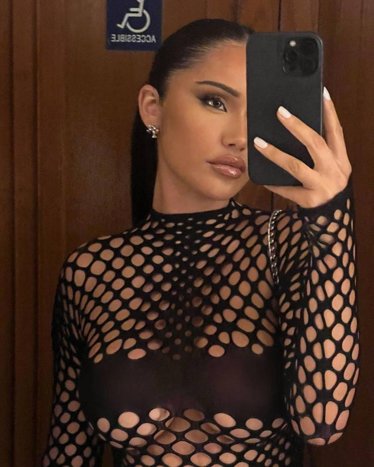 take a look in the mirror 42 pics 6.html - 42 HD Photos | Premium Gallery 2024