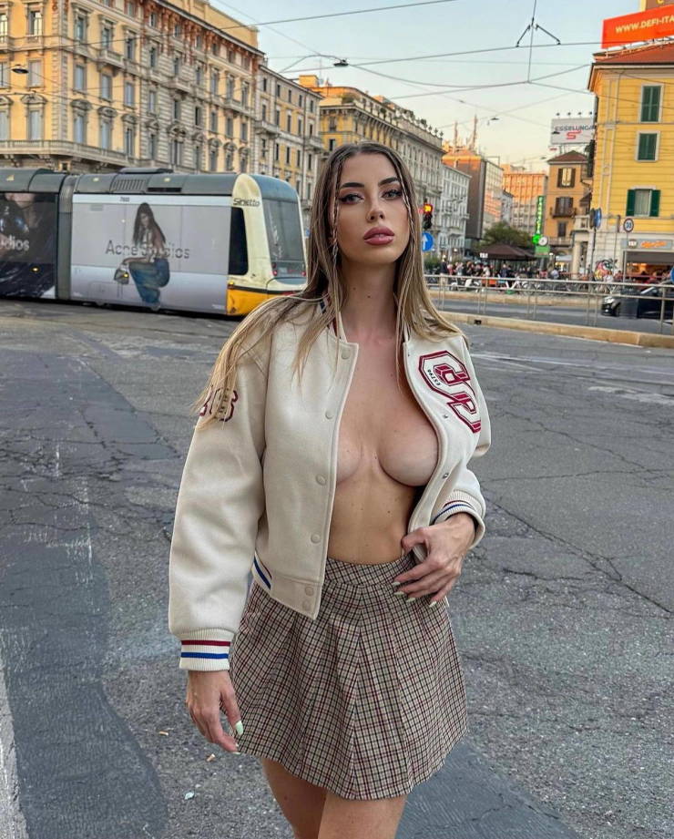 no bras allowed 44 pics 17.html - 44 HD Photos | Premium Gallery 2024