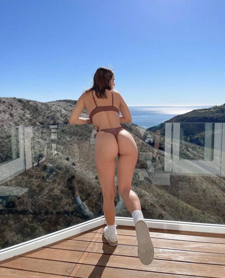 look at all these booties 44 pics 13.html - 44 HD Photos | Premium Gallery 2024