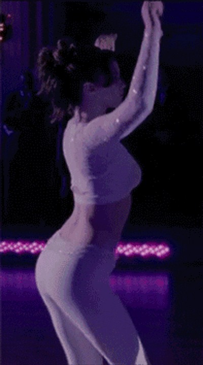the unstoppable charm of jennifer lawrence 21 gifs 1.html - 1 HD GIF | Premium Gallery 2024