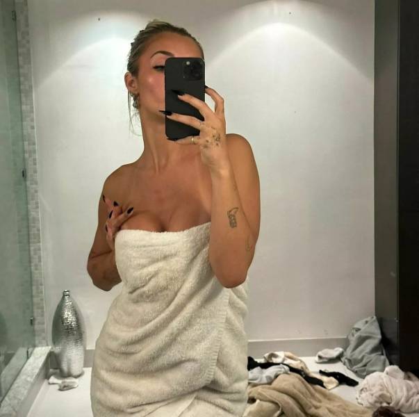 these selfies are real spicy 45 pics 9.html - 45 HD Photos | Premium Gallery 2024