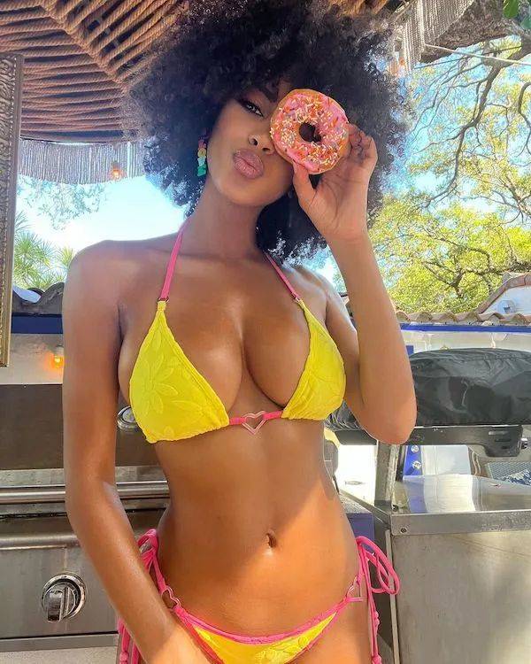 beautiful summer loving bikini girls 42 pics 21.html - 42 HD Photos | Premium Gallery 2024