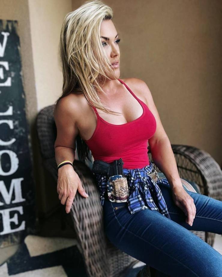 Guns And Girls: A Powerful Combination