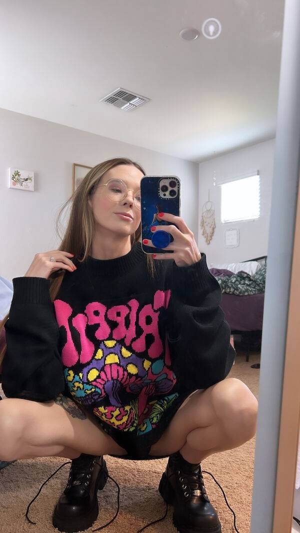 take a look in the mirror 44 pics 6.html - 44 HD Photos | Premium Gallery 2025