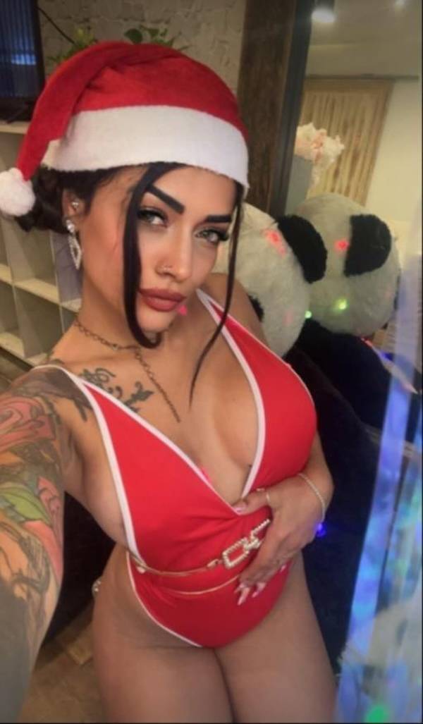 tug pull and adjust 47 pics 11.html - 47 HD Photos | Premium Gallery 2025