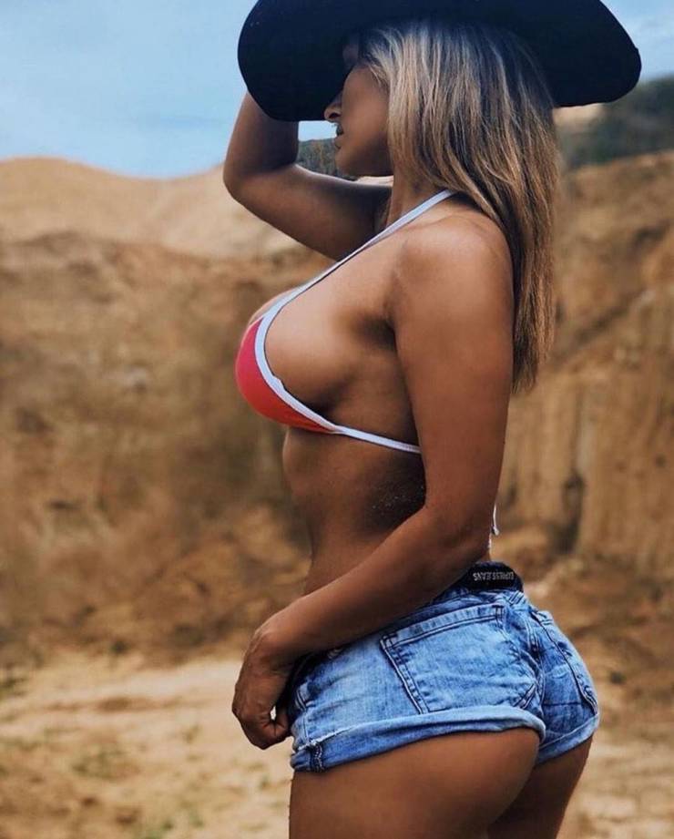 sideboobs look good from all angles 46 pics 12.html - 46 HD Photos | Premium Gallery 2025