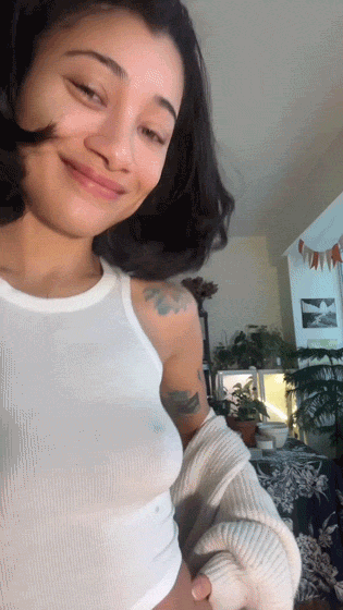 Bouncy Girls Are Here!