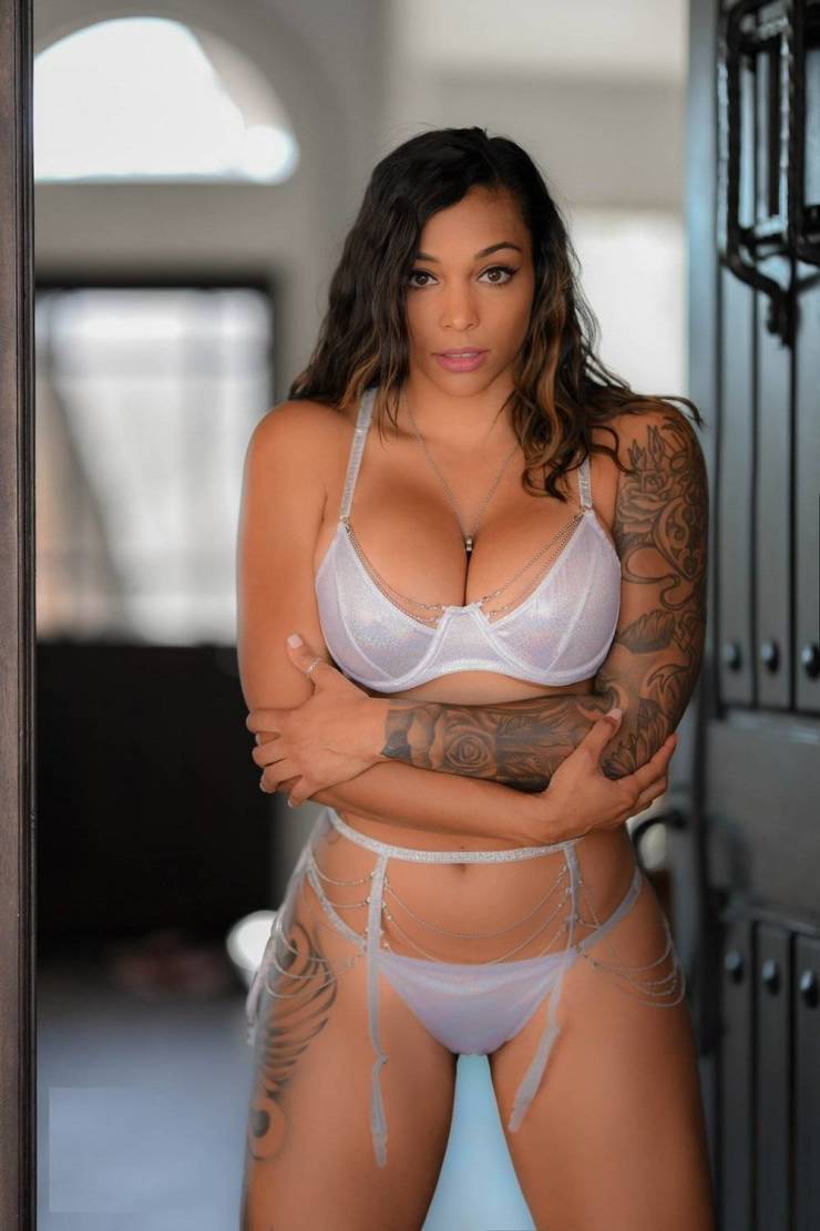 boobs boobs for everyone 46 pics 21.html - 46 HD Photos | Premium Gallery 2025