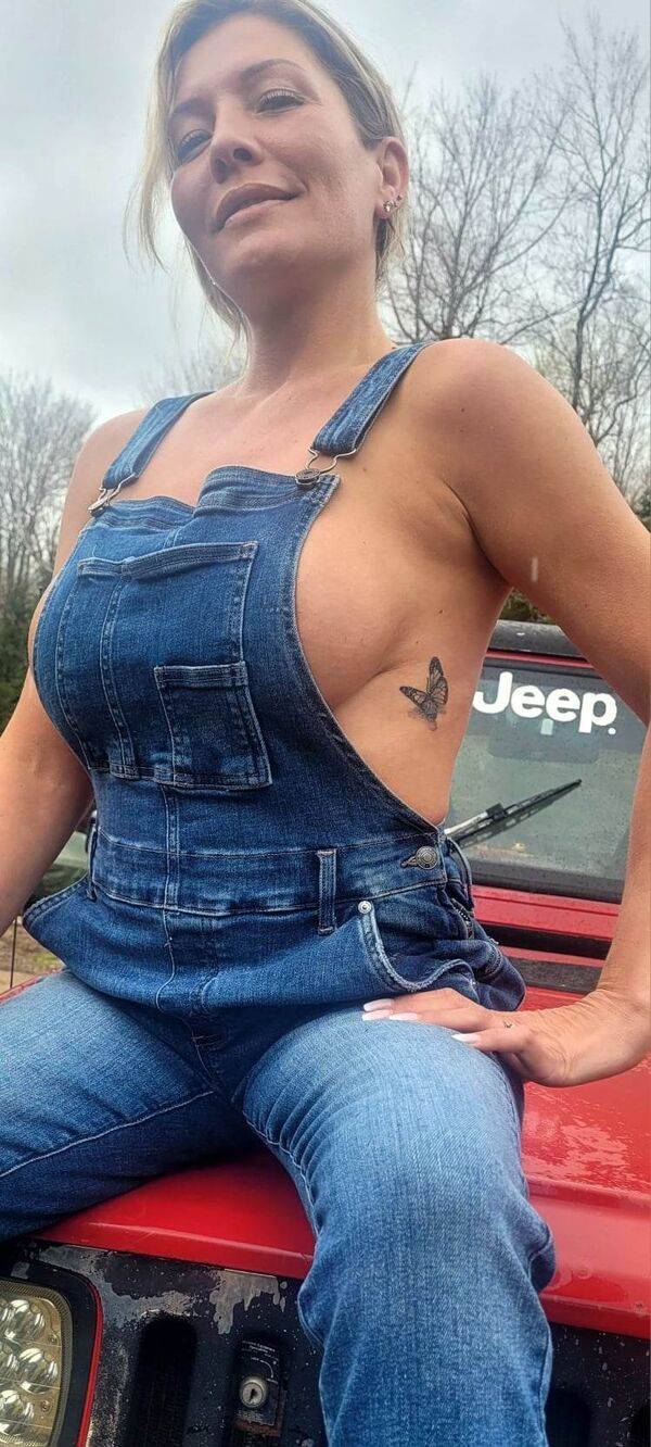 tattooed and sexy 47 pics 5.html - 47 HD Photos | Premium Gallery 2025