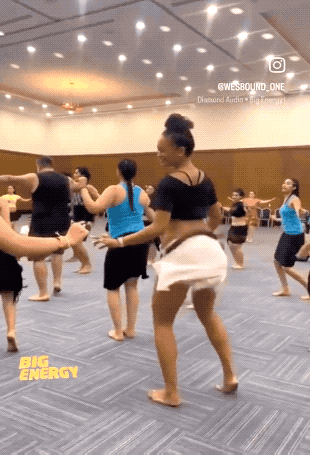 girls with skills 34 gifs 9.html - 1 HD GIF | Premium Gallery 2025