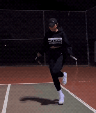 girls with skills 34 gifs 9.html - 1 HD GIF | Premium Gallery 2025