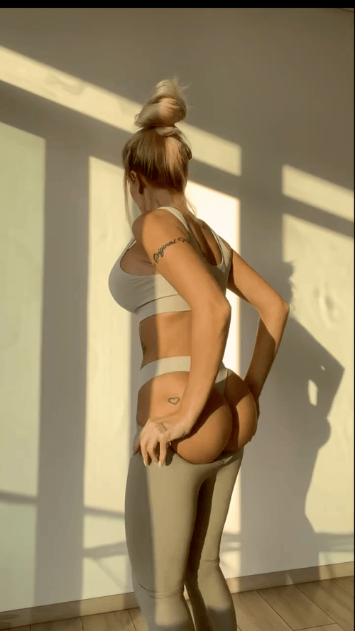 sexy girls in their sexy thongs 34 pics 6.html - 34 HD Photos | Premium Gallery 2025