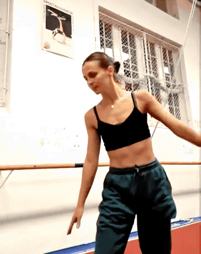 girls with skills 30 gifs 3.html - 1 HD GIF | Premium Gallery 2025