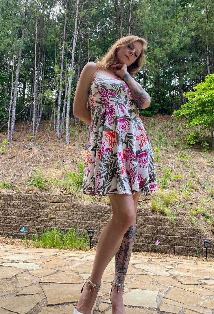 Sundresses Are Always Sexy!