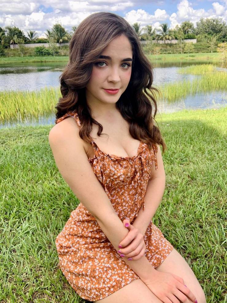 hey nice dress 35 pics 17.html - 35 HD Photos | Premium Gallery 2025